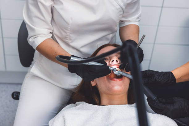 Best Emergency Tooth Extraction in Llender, CA